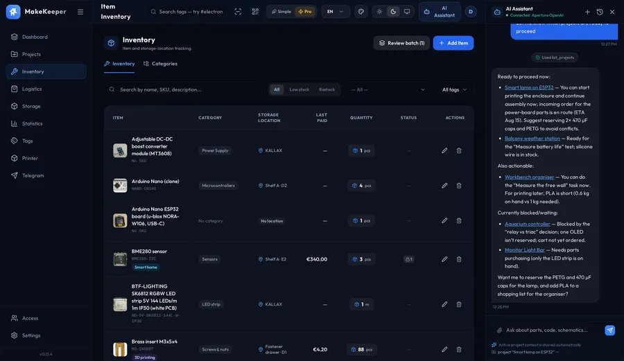 Screenshot: the material store with storage locations